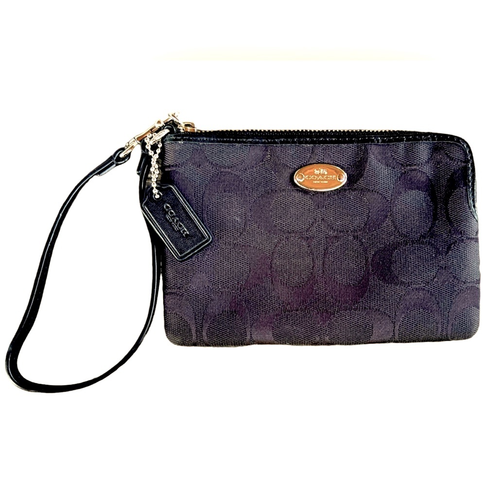 LIKE NEW CONDITION Coach Black Signature Wristlet